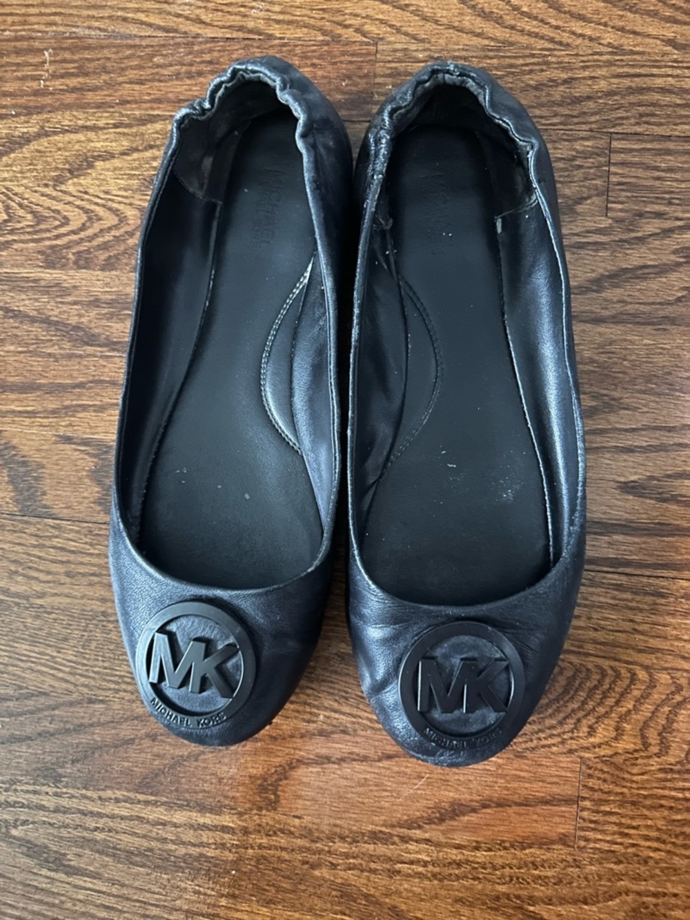 Michael Kors “Lindsay” Logo Toe Ballet Flats – Size 9.5
